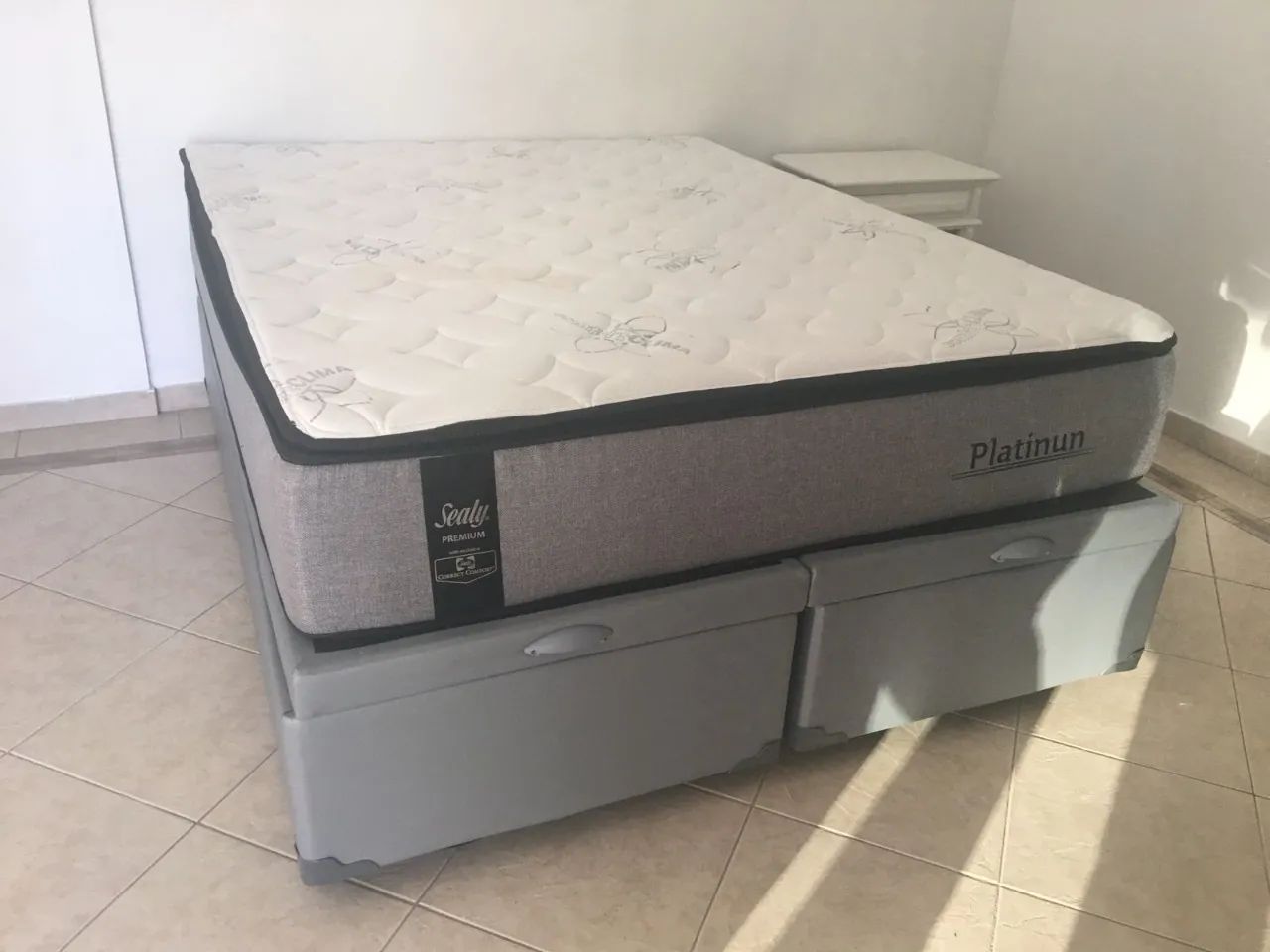Cama Queen Sealy Tempur - Foto 2