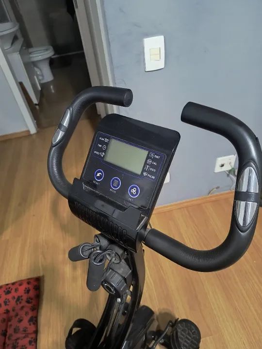 Cadeira ergométrica  - Foto 3