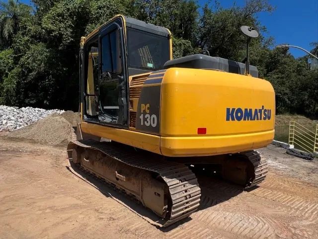ESCAVADEIRA KOMATSU PC130 ANO 2020 - Foto 2