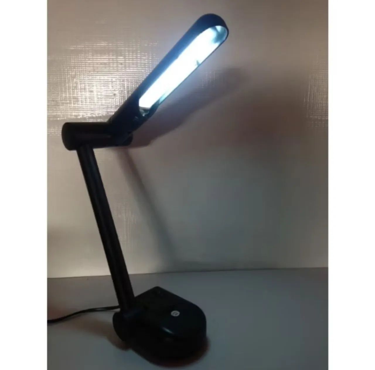 Luminária de Mesa para Leitura - Foto 2