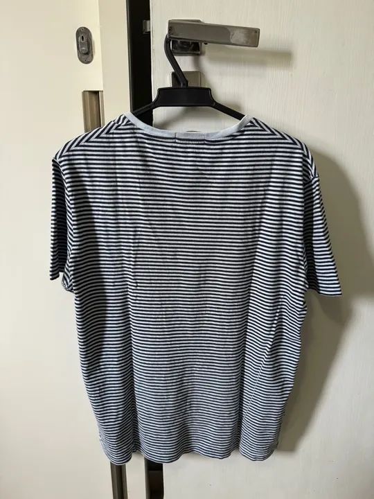 Camiseta Polo Ralph Lauren listrada azul e branca - Foto 3