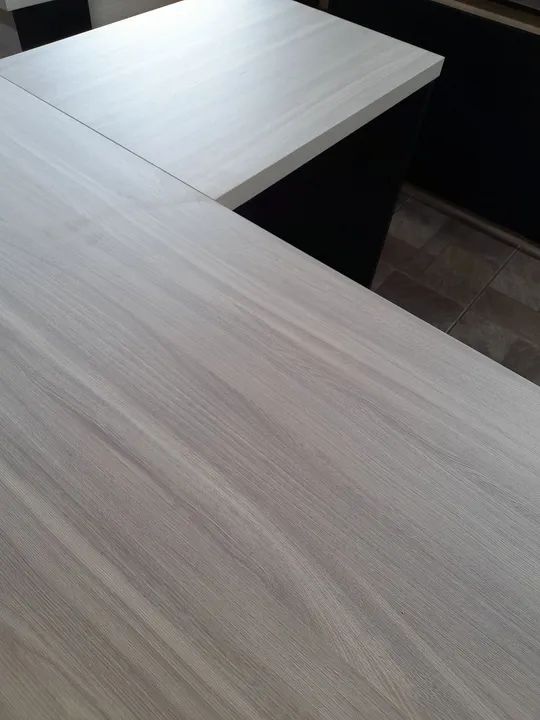 Mesa de canto  em L 1,35x1,35 - nova - Foto 3