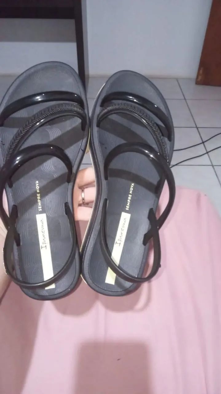 Sandália preta - Foto 2
