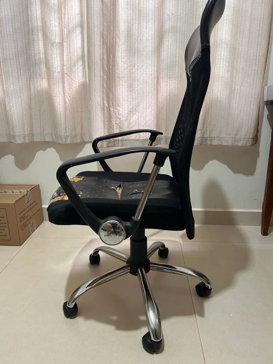 Cadeira de Escritório para Reformar  - Foto 4