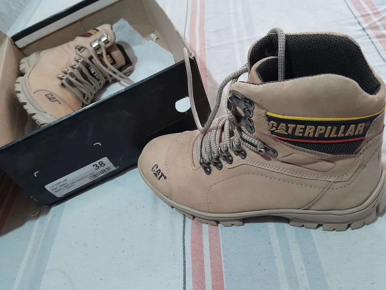 BOTA MASCULINA OFFWHITE