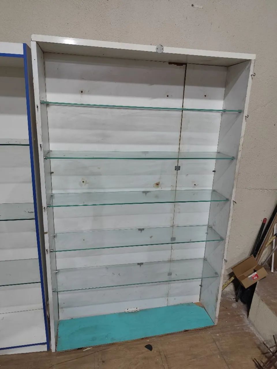 Expositores de madeira e vidro  - Foto 3