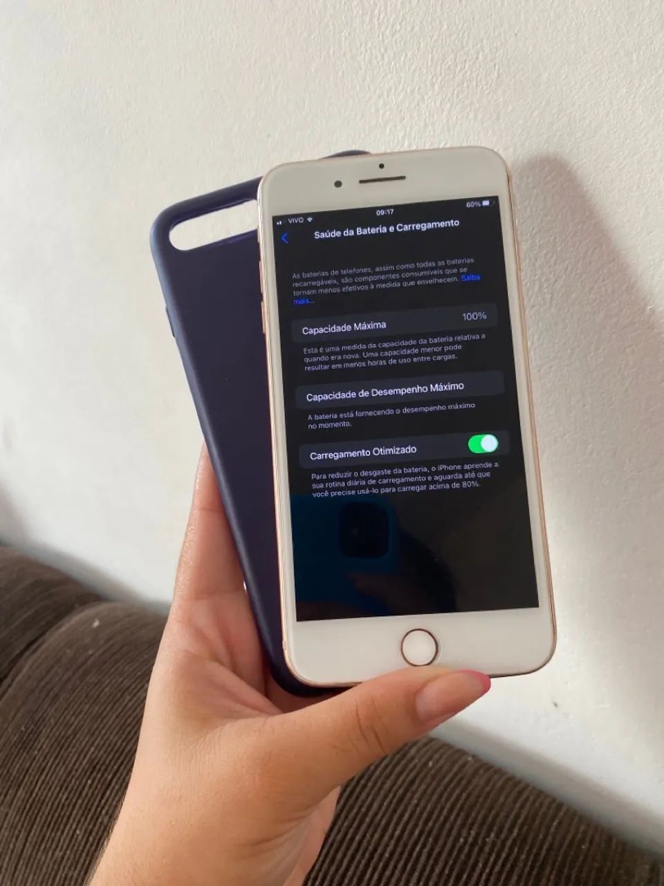 iPhone 8 Plus Com Nota ACEITO CARTÃO!!! - Foto 3