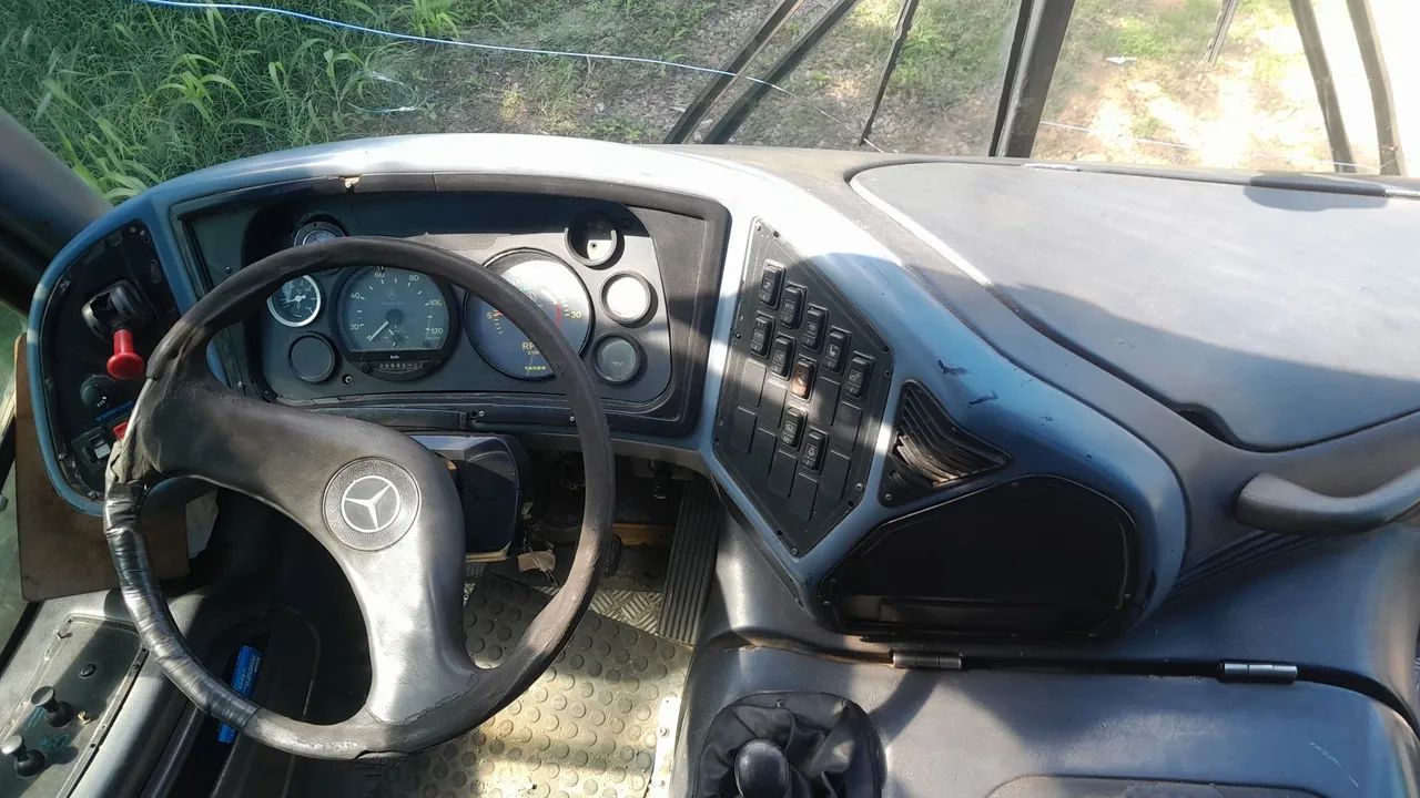 onibus motor dianteiro2002