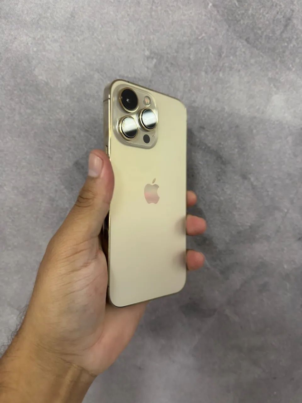 IPHONE 13 PRO 256gb COM CAIXA - Celulares e Smartphones