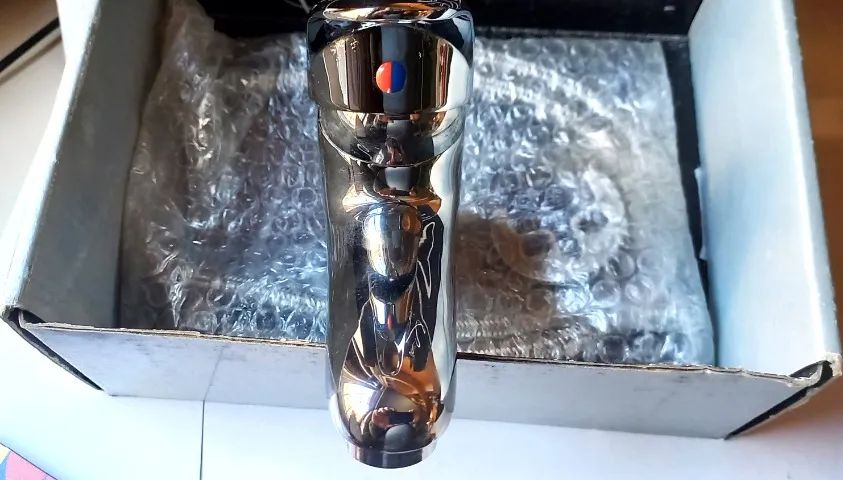 Torneira para Lavatório Donna Bagno - Misturador Monocomando Água Quente e Fria - Foto 2