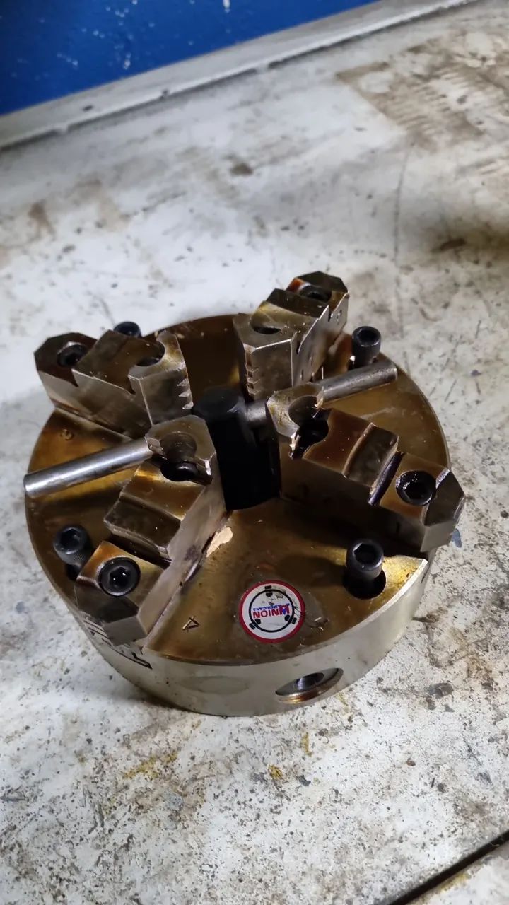 Placa para torno 160MM 4 castanhas reversível UNION 