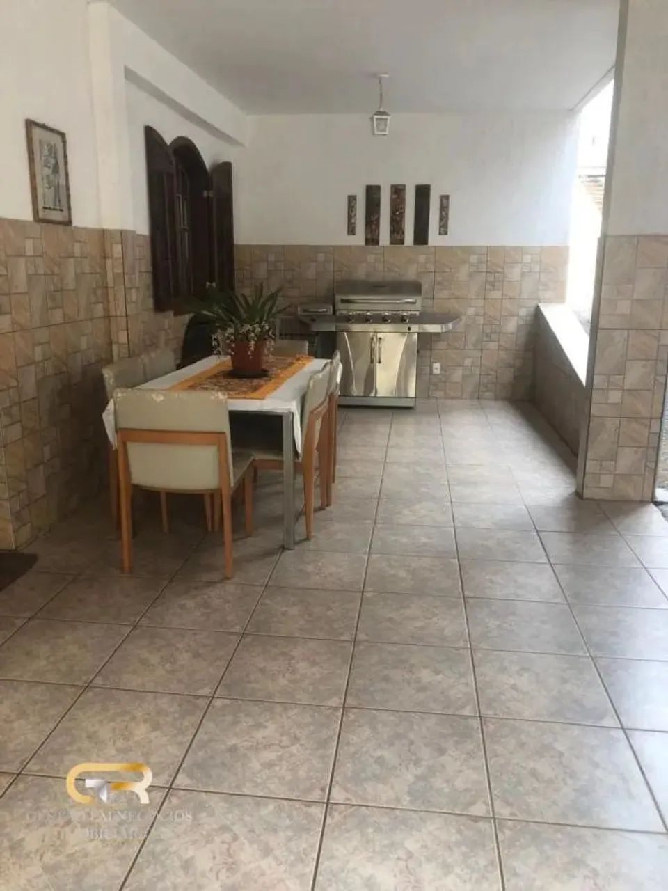 Casa para Locação em Belo Horizonte, Buritis, 5 dormitórios, 1 suíte, 2 banheiros, 4 vagas