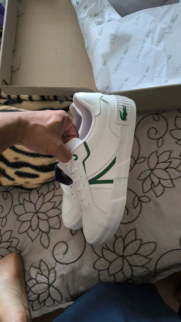 Lacoste - Foto 2