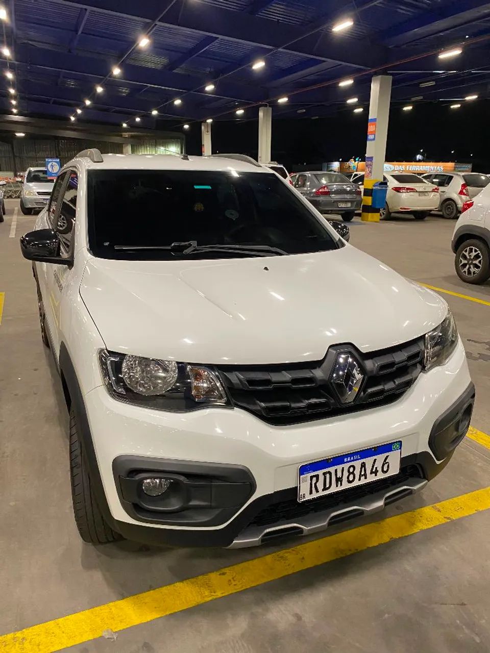 Renault Kwid Outsider 1.0 Flex 12V 5P Mec. 2021