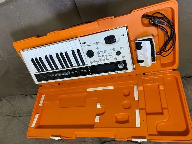 Korg MicroX Teclado Sintetizador - Instrumentos musicais - Raul