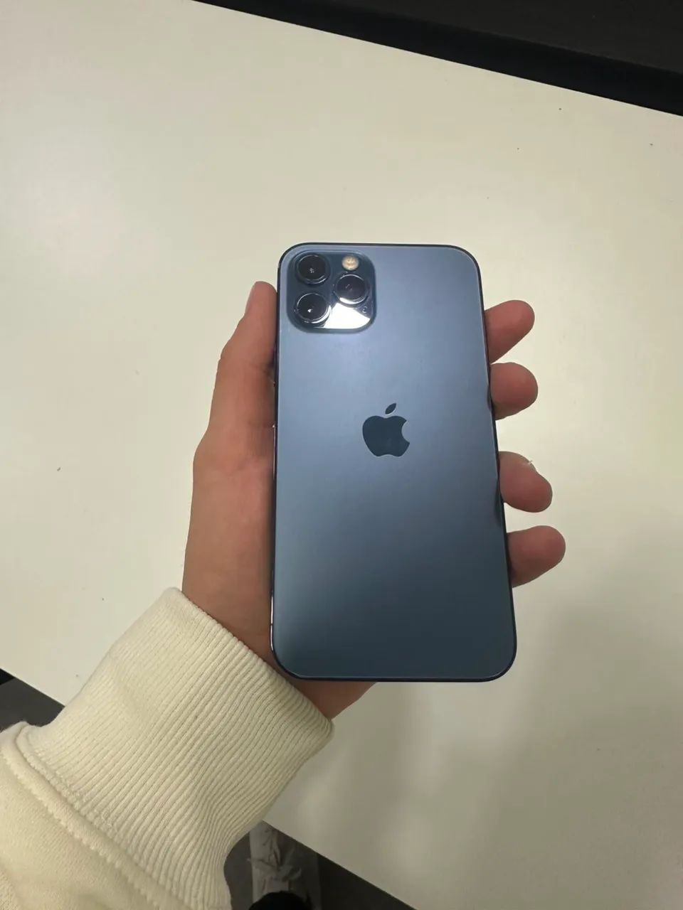 iPhone 12 Pro Azul  - Foto 2