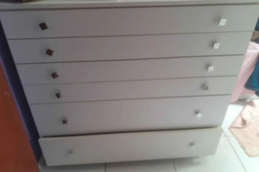 Cômoda em MDF usado  - Foto 2