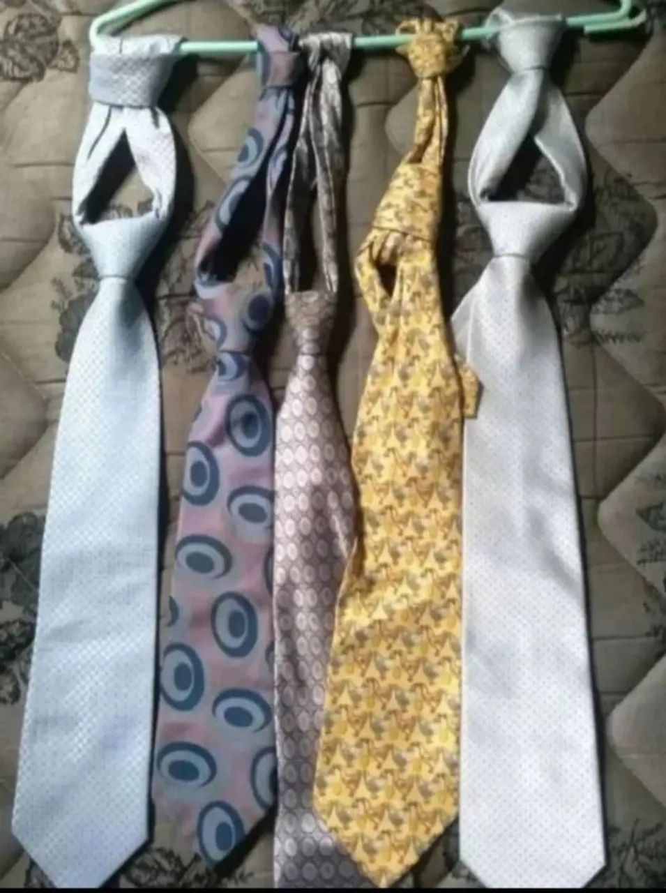Vende-se Gravatas. - Foto 2