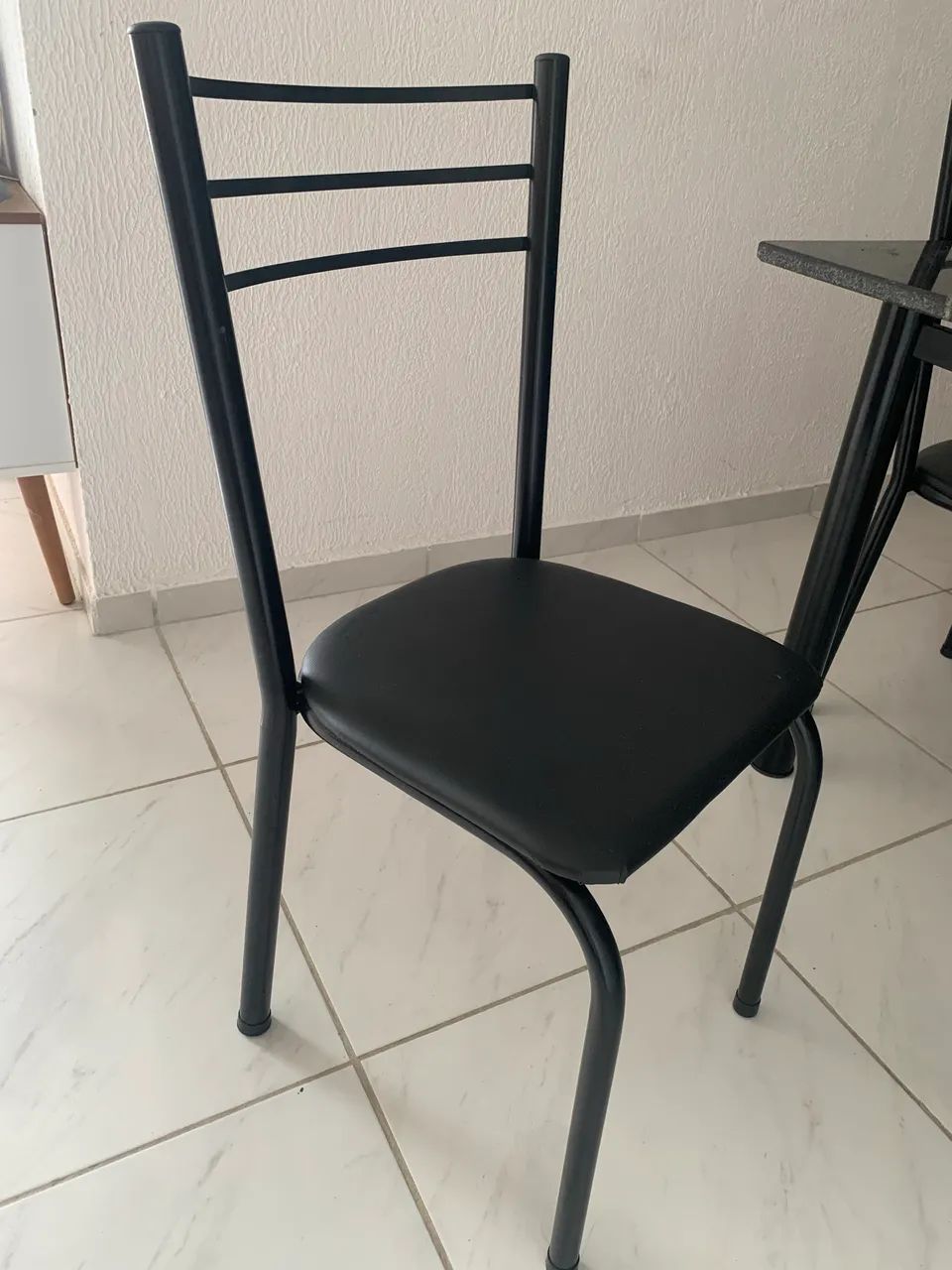 Mesa 4 cadeiras 