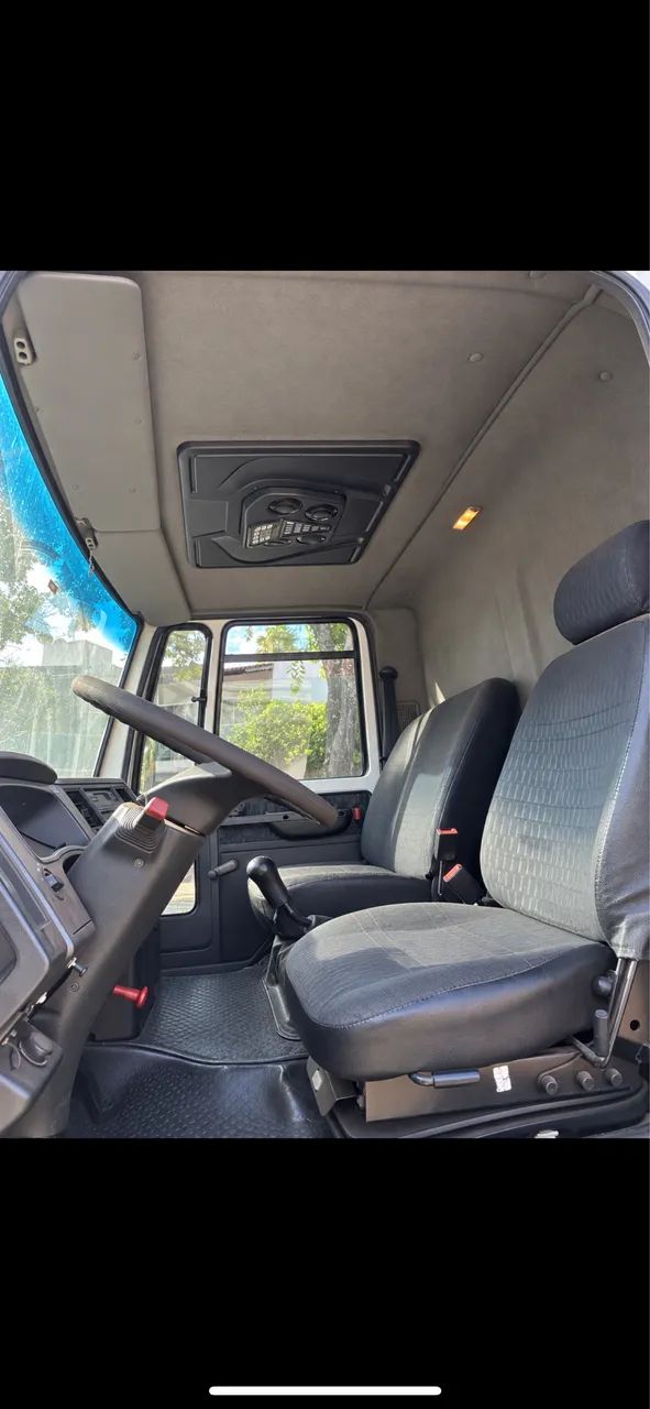 Ford Cargo 816 S  Munck 2013  - Foto 4