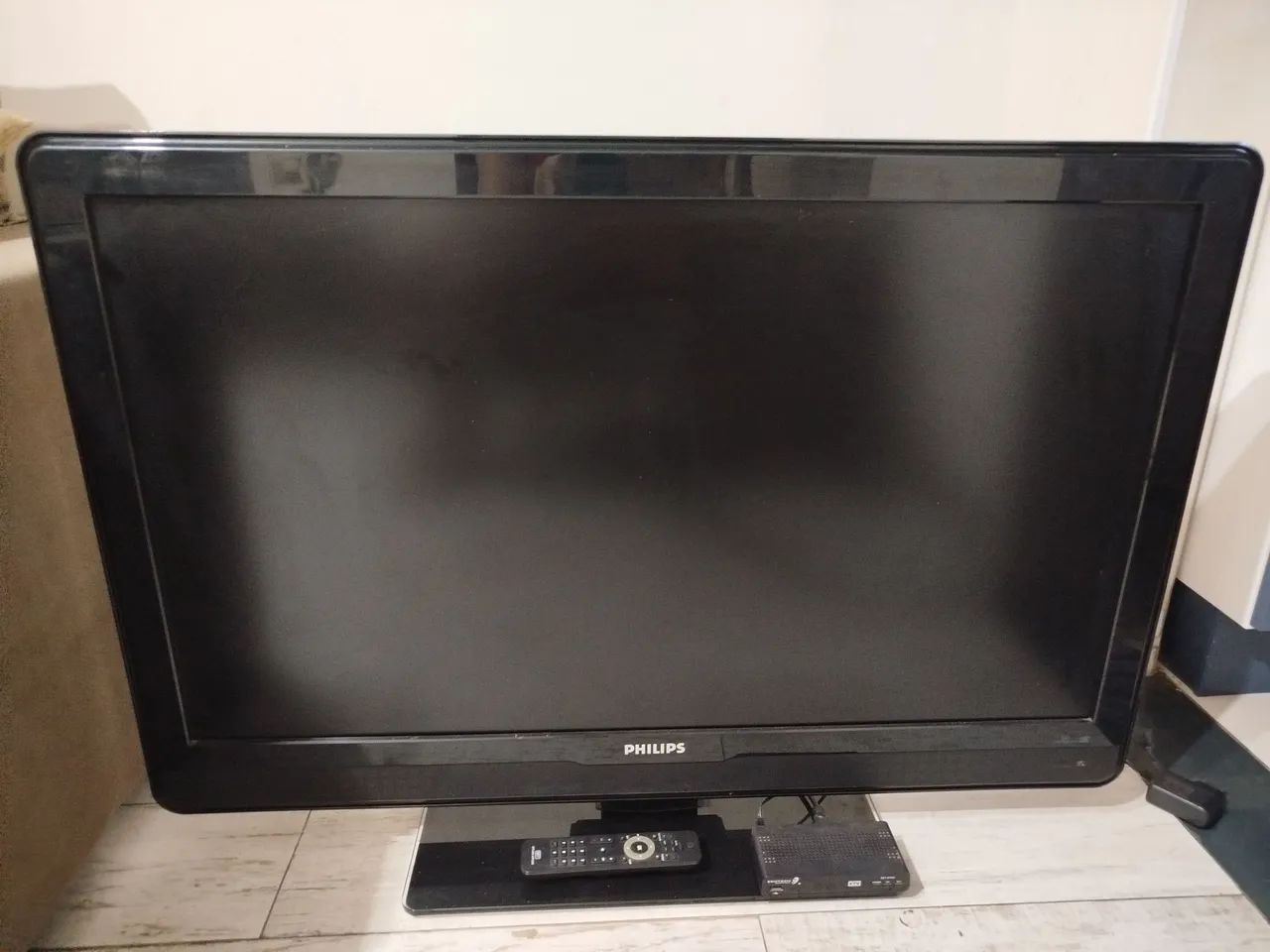 Vendo tv Philips 42 polegadas LCD 