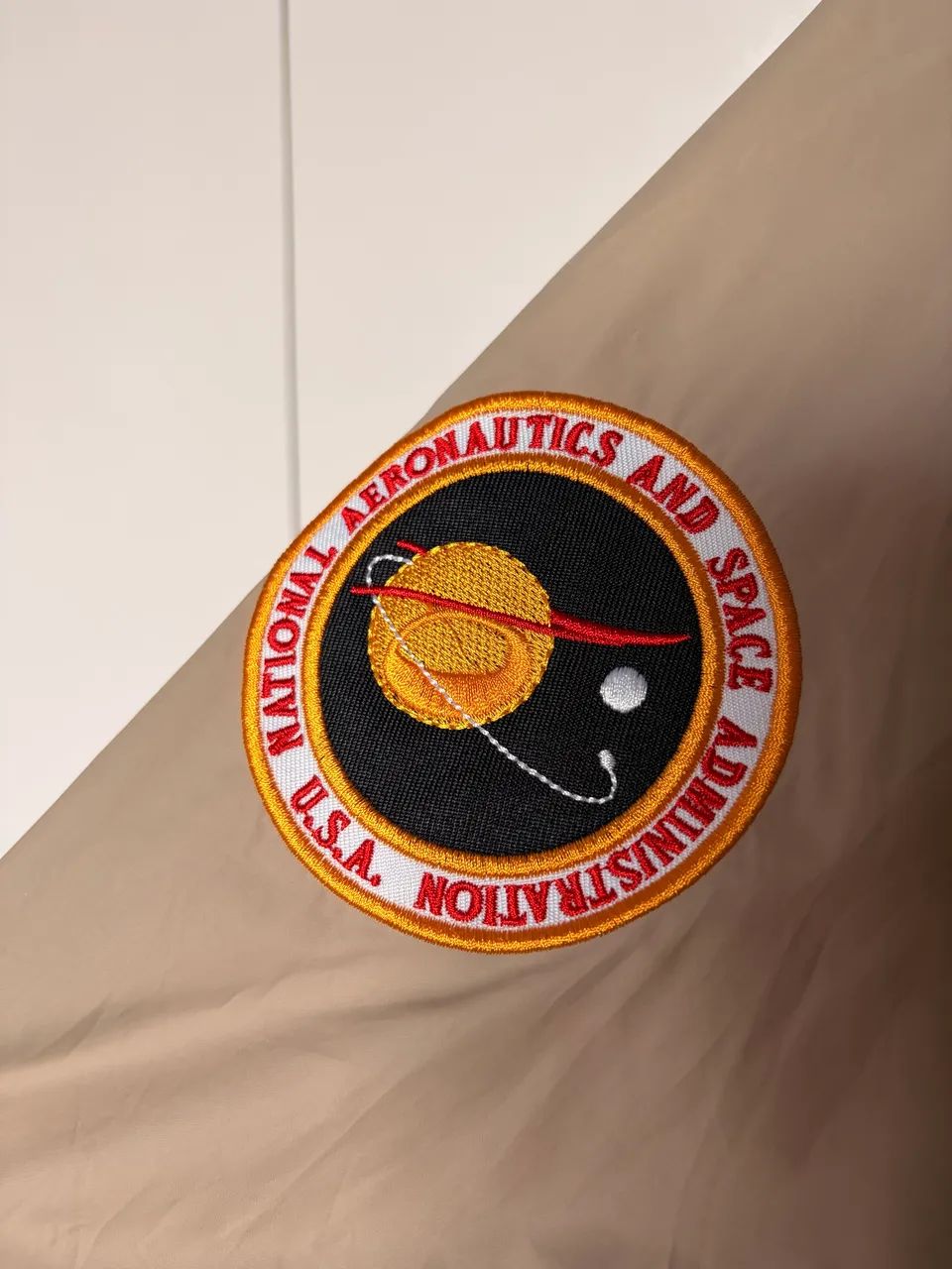 Casaco jaqueta corta vento NASA - Foto 2