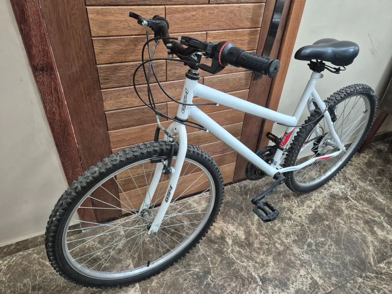 Bicicleta aro 29 seminova - Foto 3