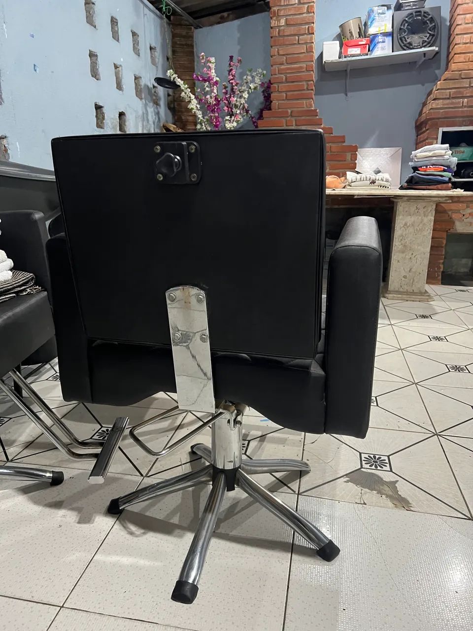 Reclining Hairdresser Chair