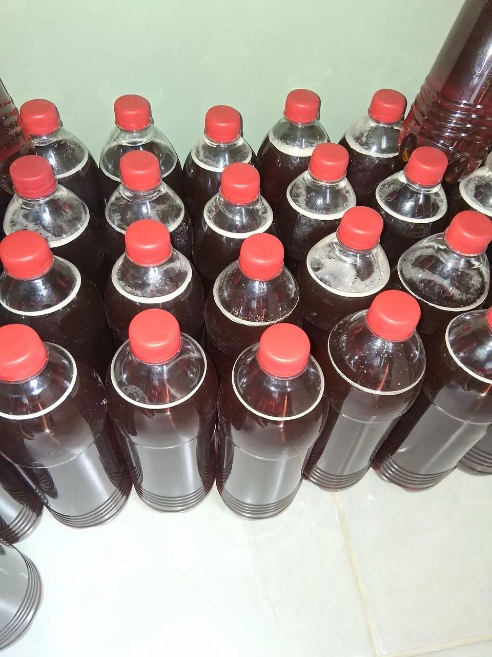 Vendo mel de abelhas 50,00 o litro - Foto 2