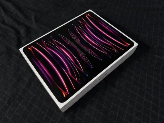 iPad Pro 12.9? 6ª Geração M2 128GB Wi-Fi Space Gray