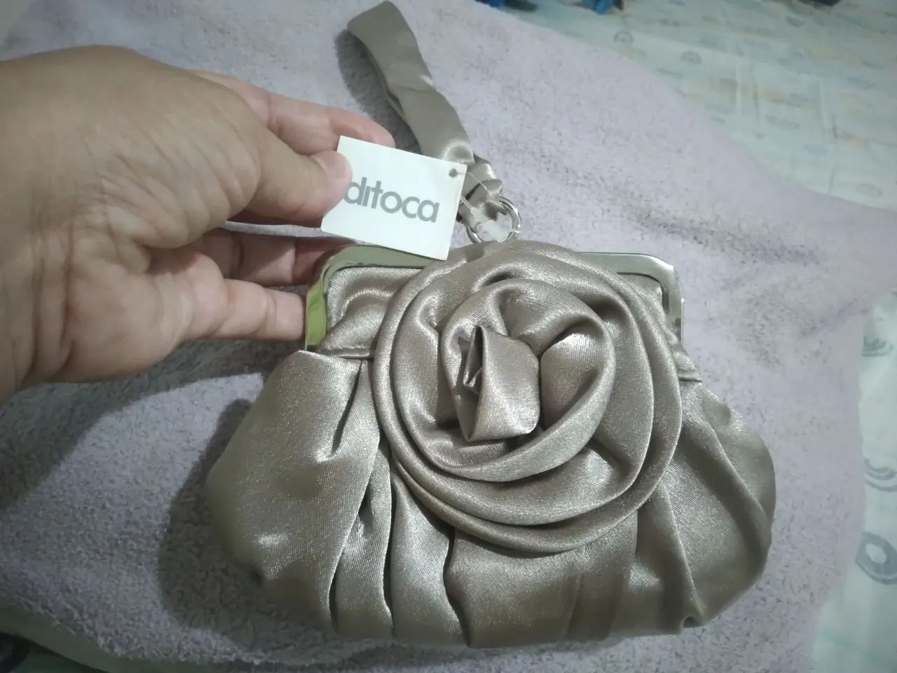 BOLSA DE FESTA CETIM PRATA - Foto 3