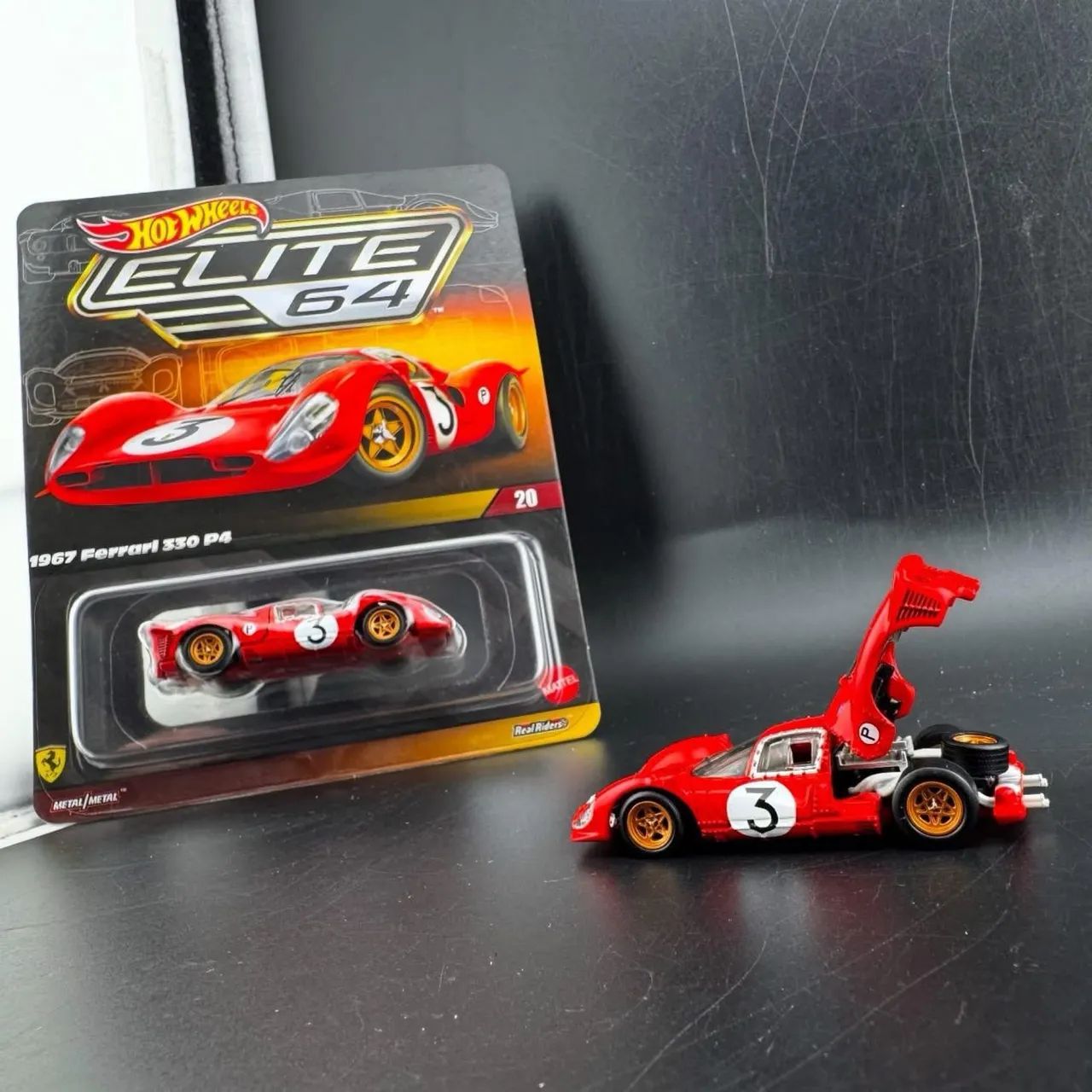 Hotwheels elite 64 1967 Ferrari 330 p4 - Hobbies e coleções