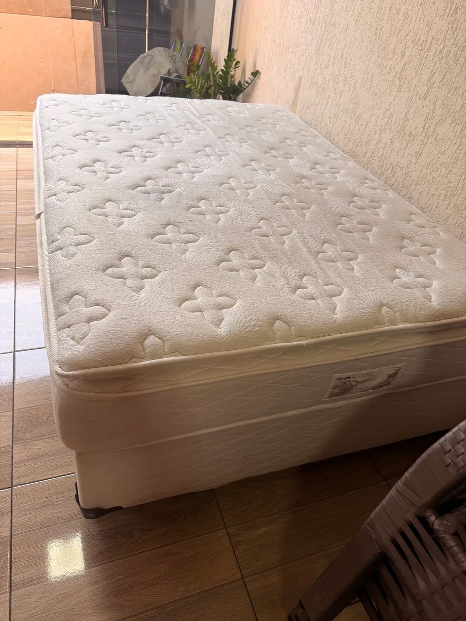 Vendo cama box casal - Foto 2