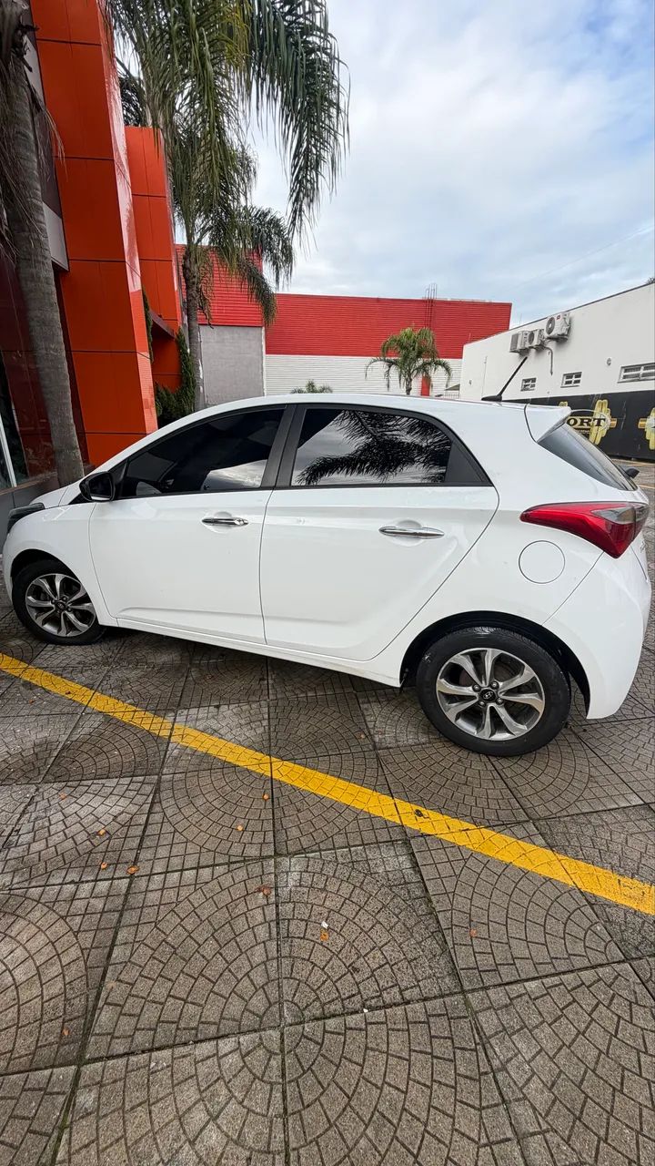 Hyundai Hb20 2015