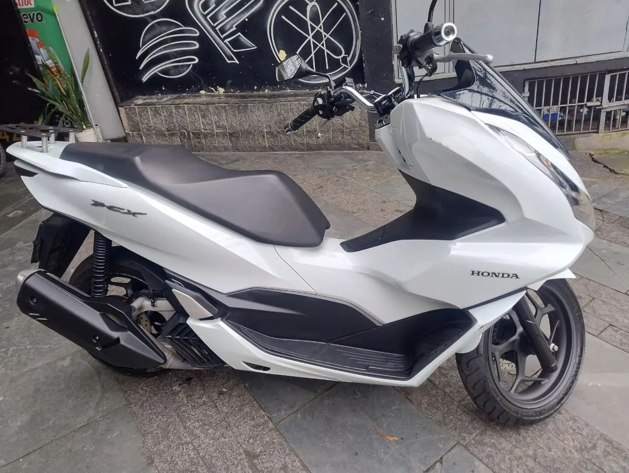 Honda Pcx 160 com abs 2023 - Foto 3