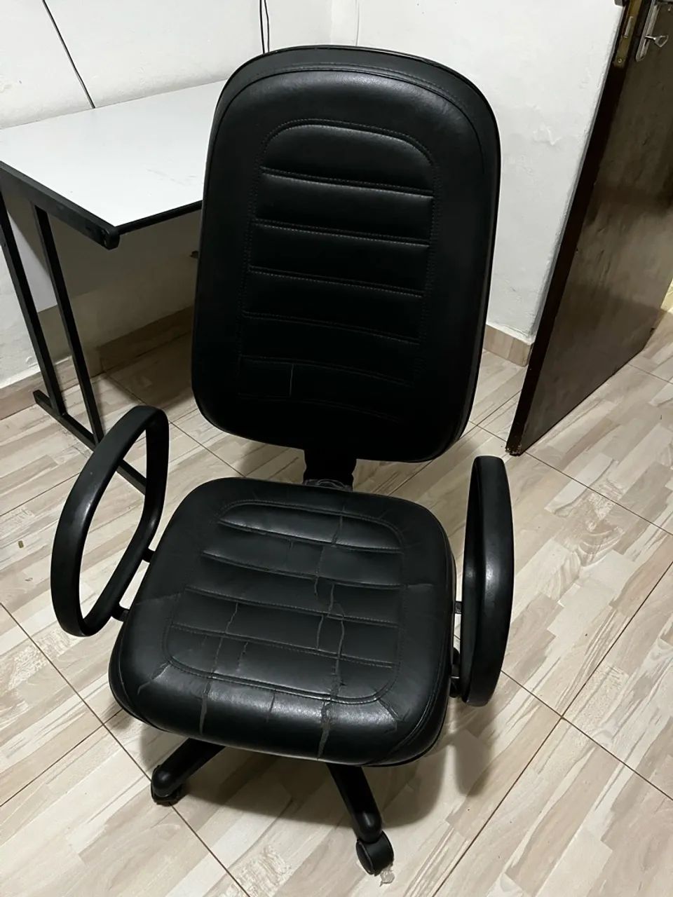 Mesa e cadeira  - Foto 3