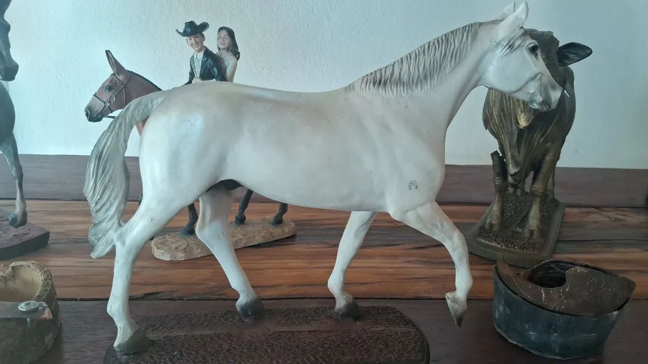 Esculturas Só Raças  - Foto 3