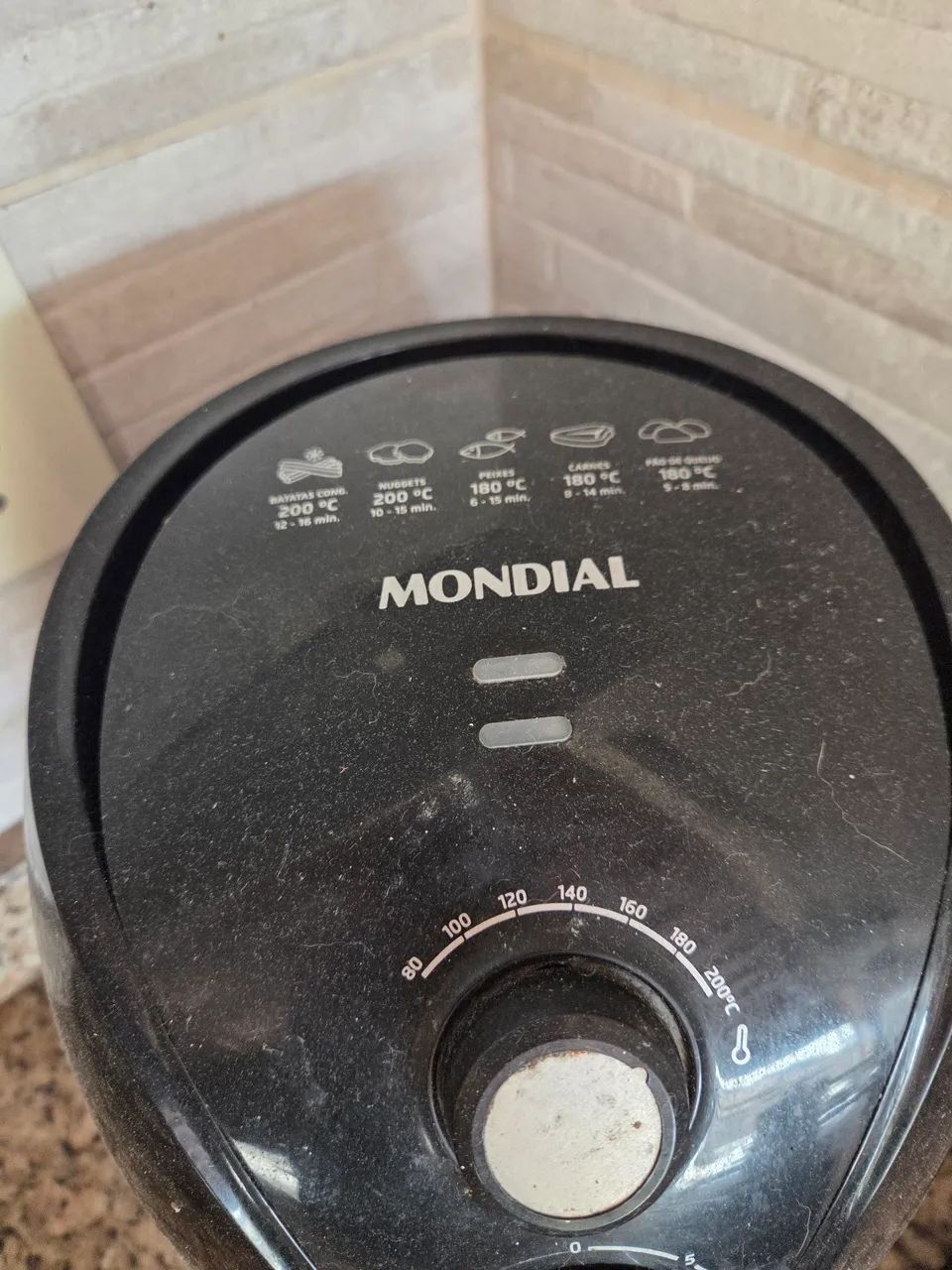 AIR FRYER 
