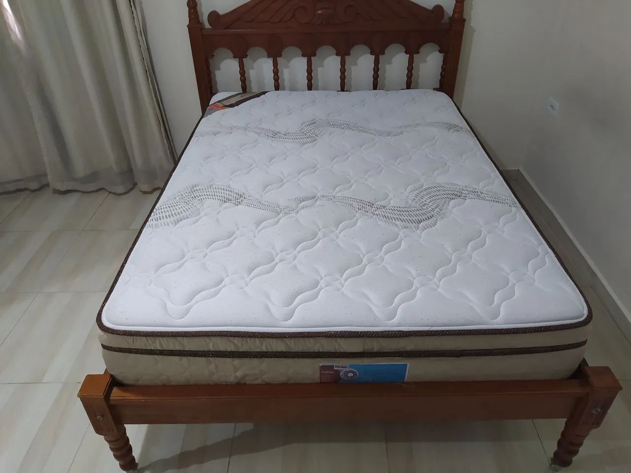 Cama de casal com colchão  - Foto 4