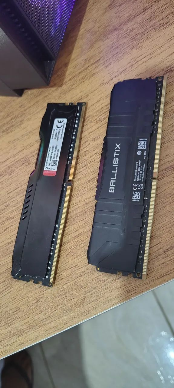 Kit 2 pentes de memória DDR4 12GB - Foto 2