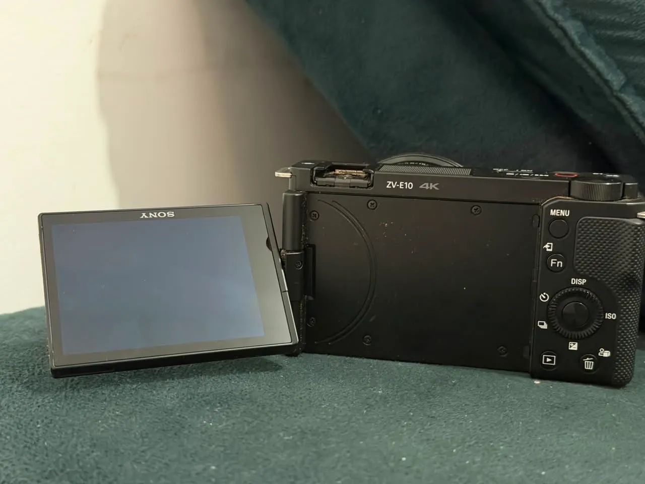 Câmera Sony ZV-E10 completa  - Foto 2