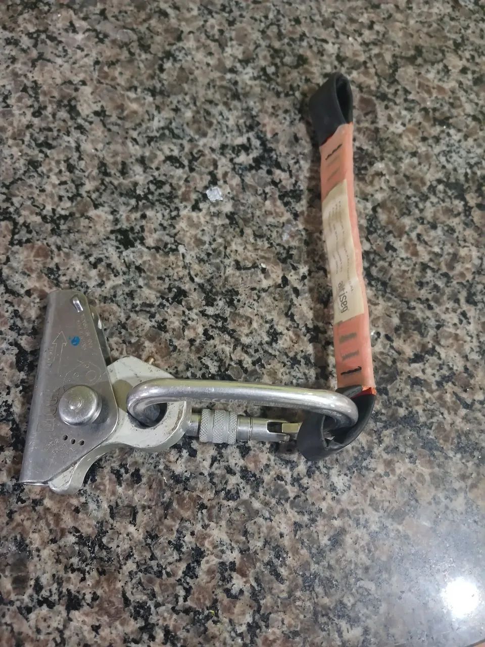 Trava quedas ultra safe, mosquetao e extensor - Foto 2