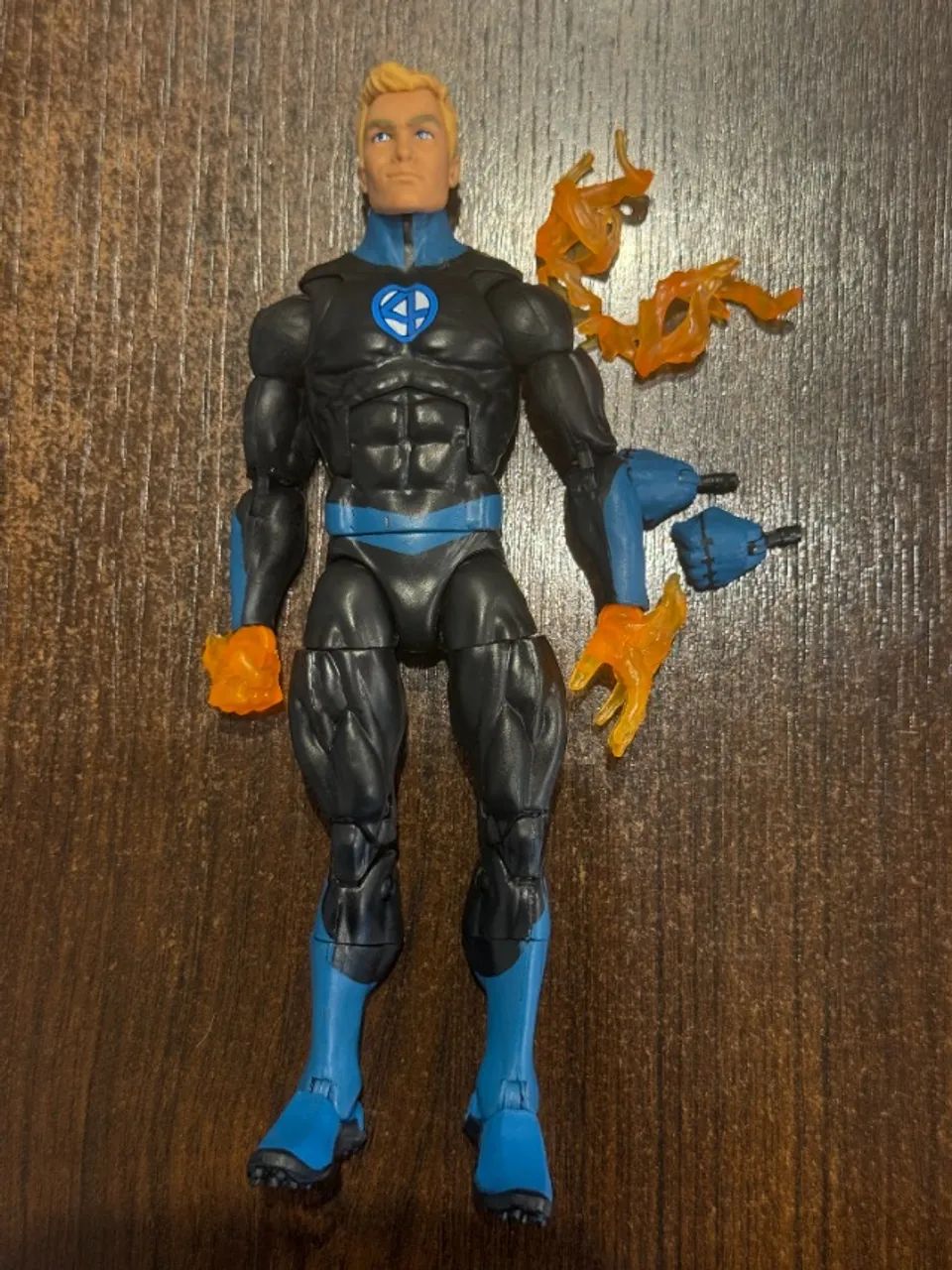 MARVEL LEGENDS TOCHA HUMANA FANTASTIC FOUR WAVE SUPER SKRULL