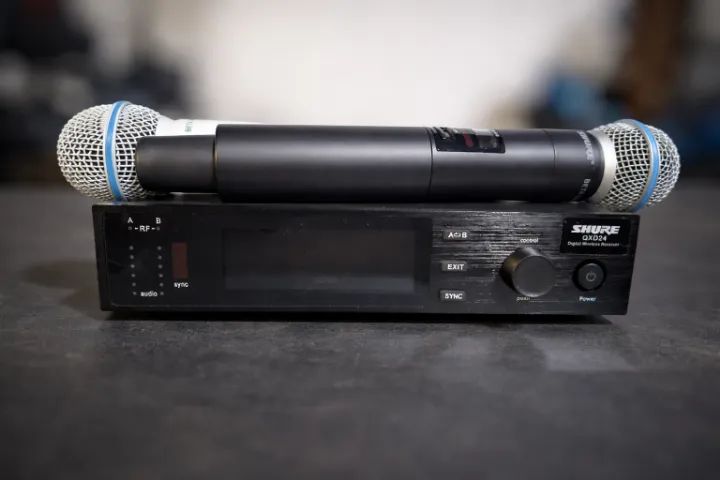 Microfone Duplo sem fio Shure QXD24 - Novo