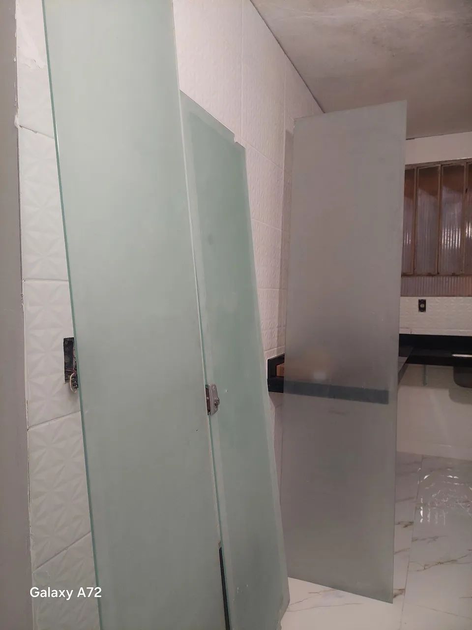 Vendo 3 vidro divisória  - Foto 2