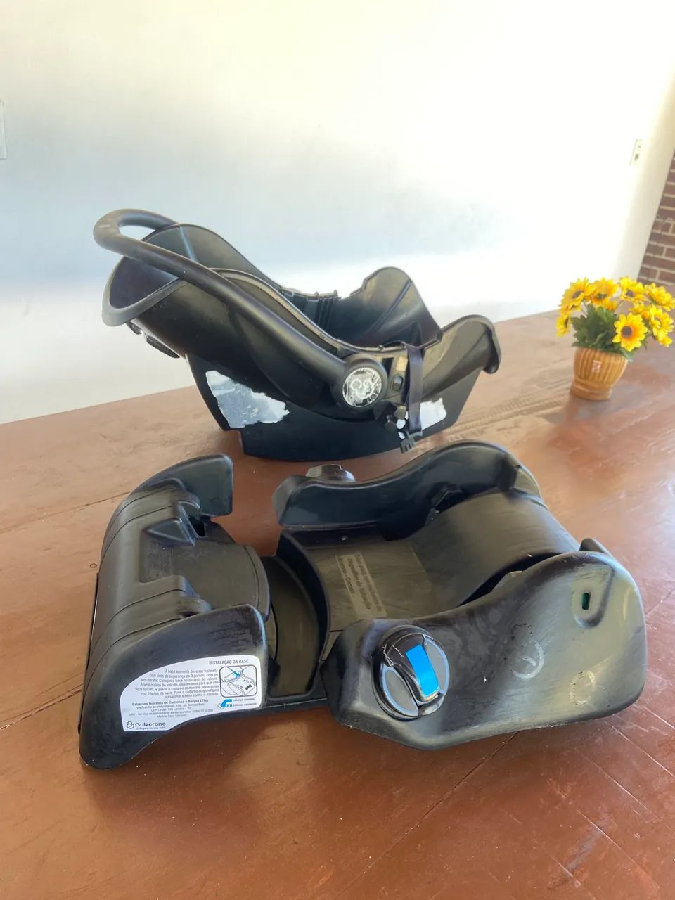 Vende se bebê conforto Galzerano completo com suporte  - Foto 3