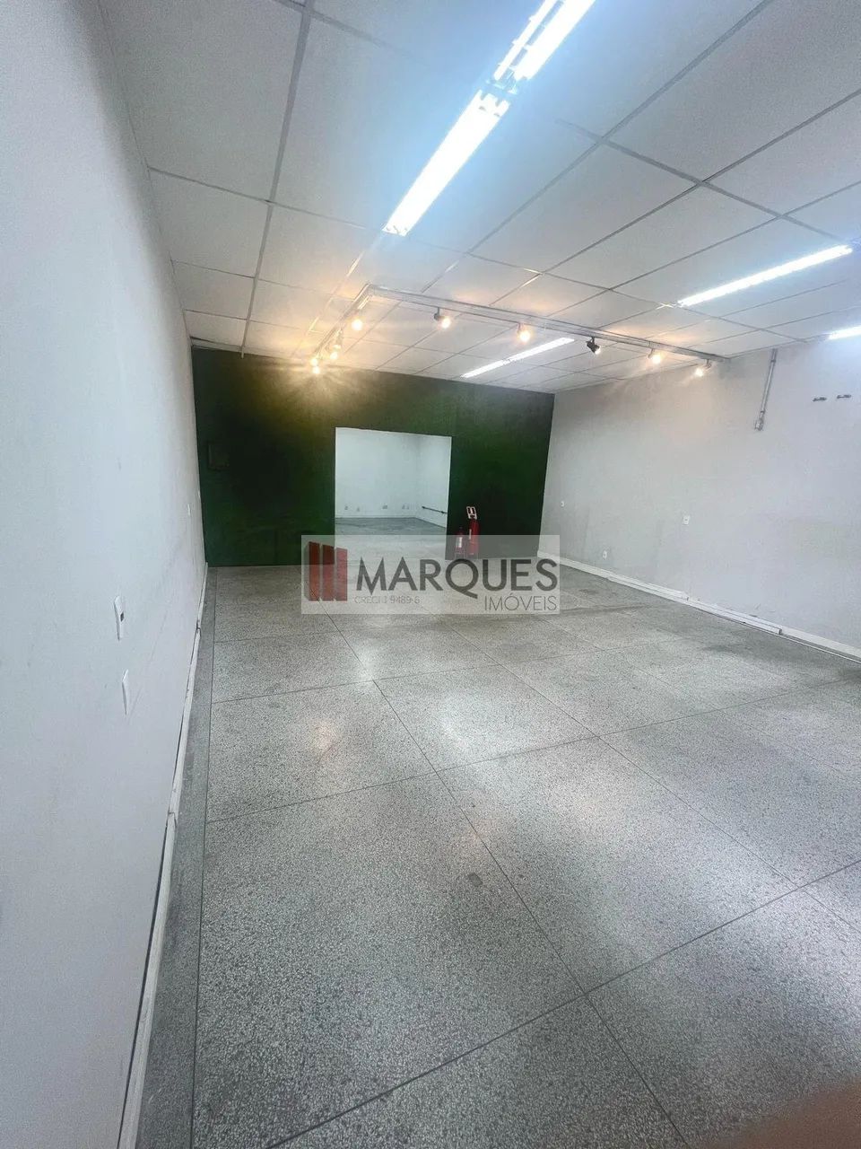 Salão para Locação em Vila Augusta, Guarulhos | 171m²