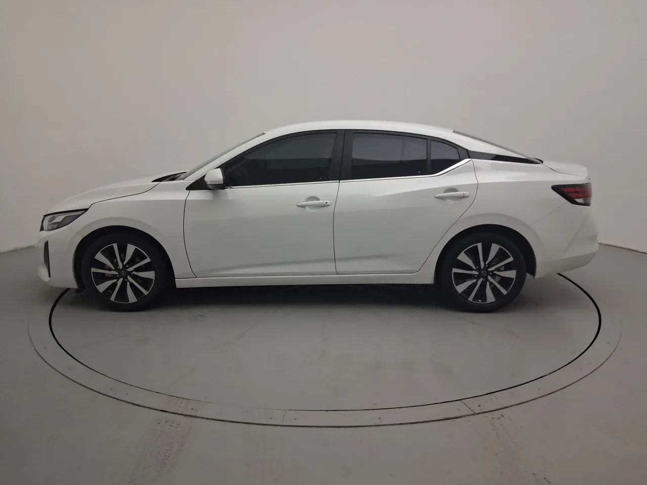 Nissan Sentra Advance 2.0 16V Aut., foto 2 de 18