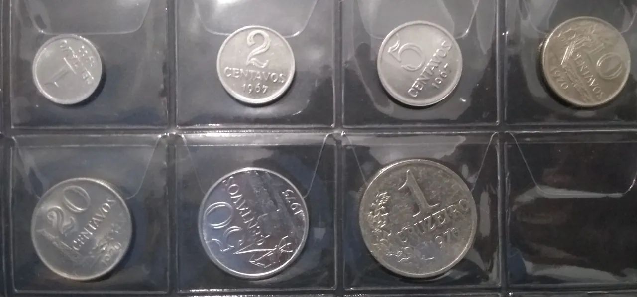 Moedas de Cruzeiros Novos 