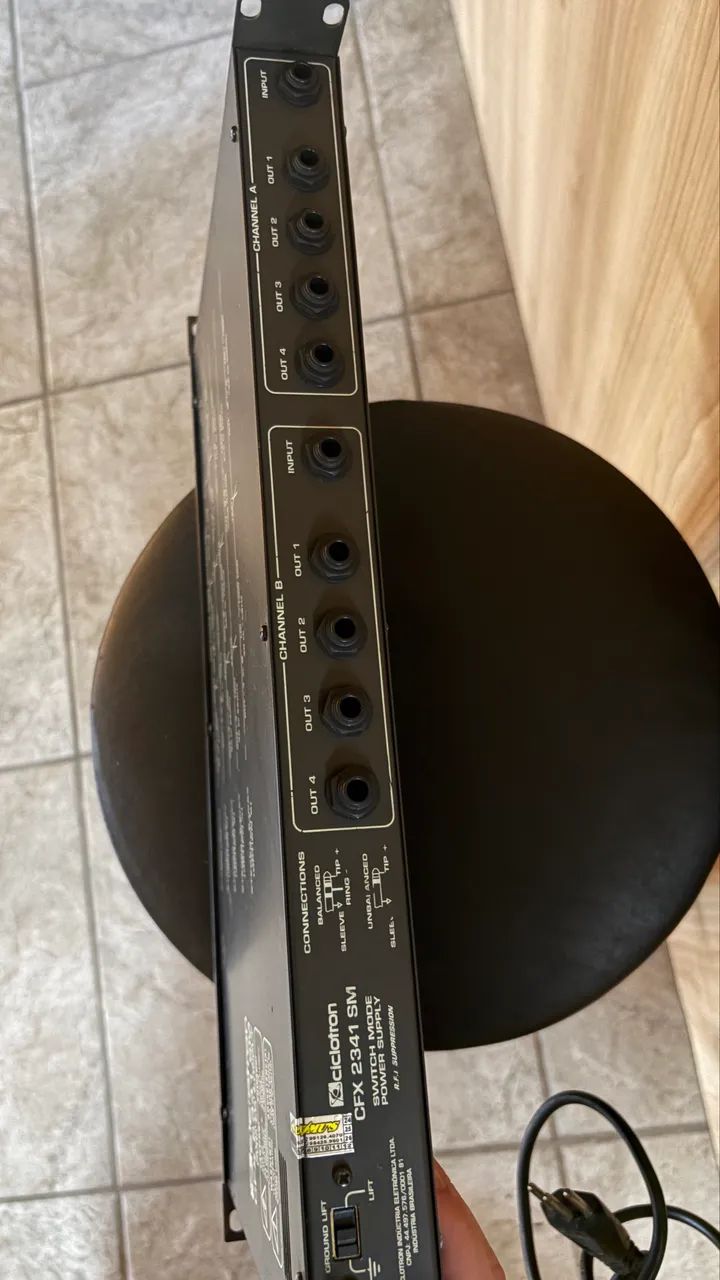 Crossover Ciclotron CFX 2341 - Equipamentos e Acessórios de Som